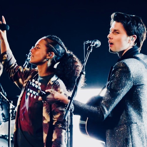 Alicia Keys & James Bay - Us (Live)