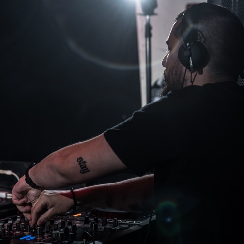 Cesc Zafra _Podcast 2_4 May 2018 - Live Arktek Hard Resistance 0_4 @ M7 club (11/05/2018)