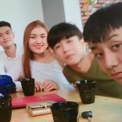 Những năm tháng tụ tập nay còn đâu  =))