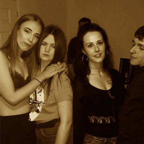 Mike + Charlie - I Get Live (remix)