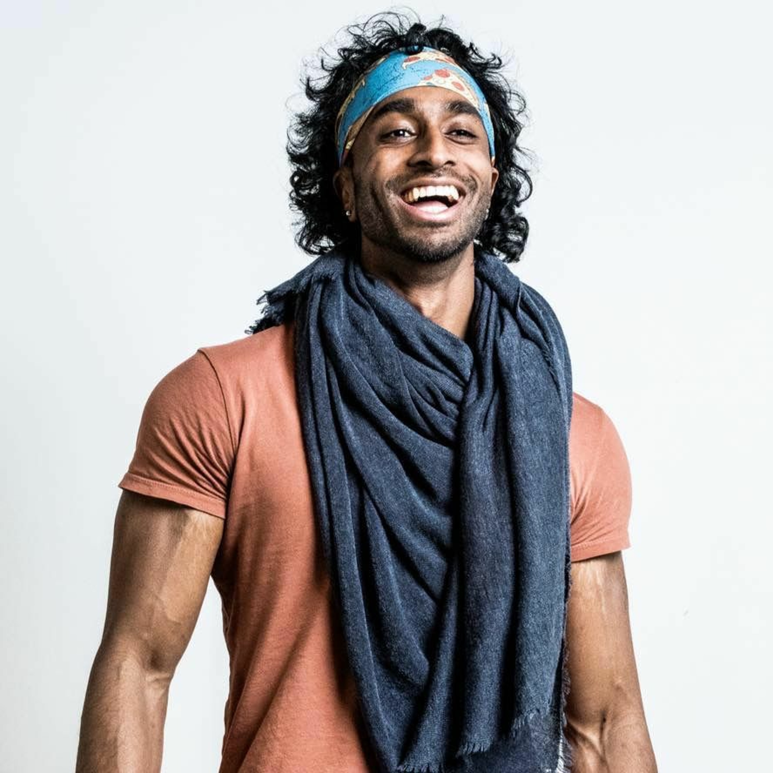 Comedian William Beteet on weightlifing and beta males