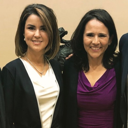 Stream Podcast #3- Pastora Gloriana Montero-Cómo Dios la guió para