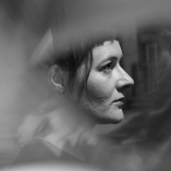 to think my breaking heart could kid the moon