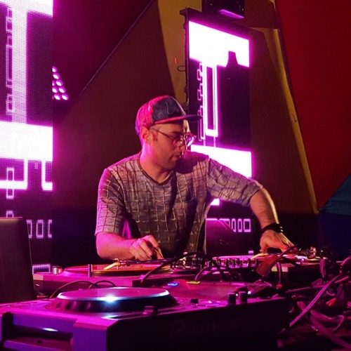 Shiftee - Dash Radio Mix (May 2018)