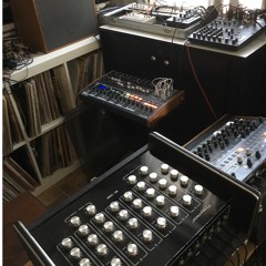 I Wanna Feel The Heat.WAV