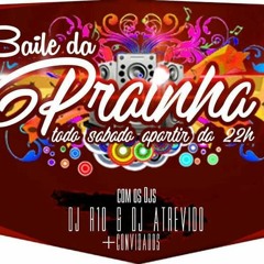 MC DA P & MC PAI VELHO - PRESENTE DO AMIGO CAVANHAQUE - BAILE DA PRAINHA (DJ CH )