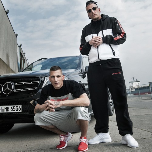 Bonez MC - Mir Egal / Überfall (Free Gzuz Tour 2012)