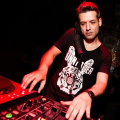 MERT YUCEL live @ PARKORMAN w/ SANDER KLEINENBERG - 24.01.2002