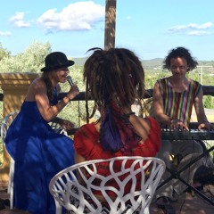 Soulsong 07.06.2018 - Live At Cosmic Pineapple - 02 Genia