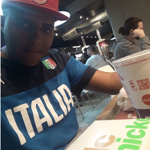 MC´S BURET E KF = NA SUMARE FICA DE 4 COM A MAO NO CHAO = DJ TL MPC