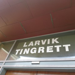 Sjekka i ræva fordi han skal fra fengsel til rettssal.