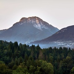 Promenade Aux Adrets
