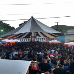 MTG = ARRASTA O BUCETÃO NO BAILE DO PISTÃO ( DJ CHARUTINHO DO CASTRO )