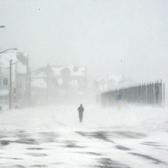 63.4641° N, 142.7737° E