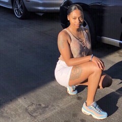 Mirror Mirror; Lil Wyn