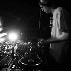 L.I.V.I.N [1k Followers Giveaway]