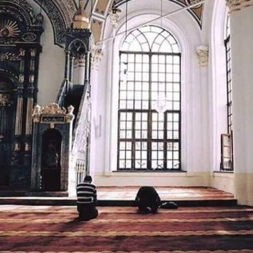 أَمَّنْ يُجِيبُ الْمُضْطَرَّ إِذَا دَعَاهُ | القطامي
