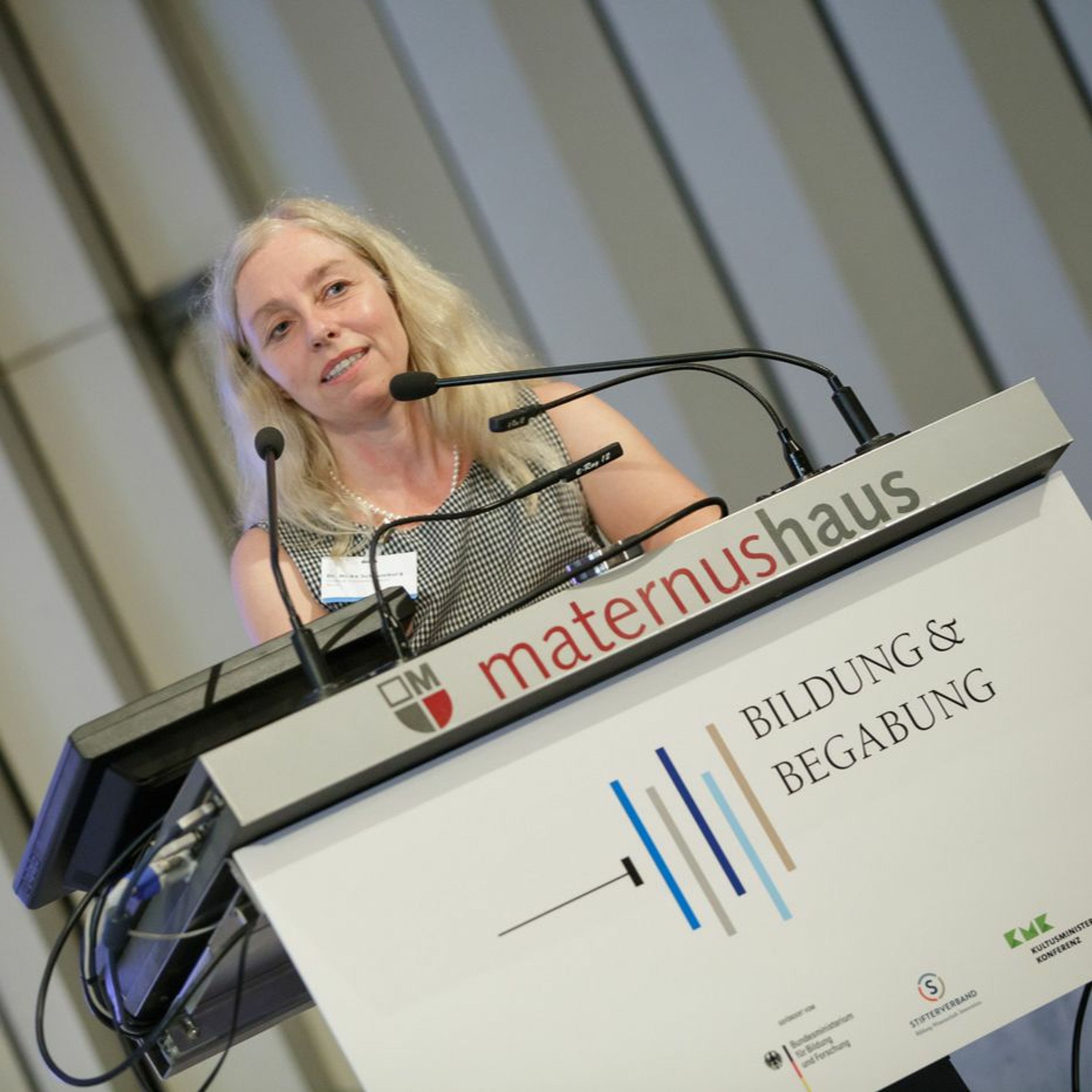 #pb18: Computer & Co: Neue Chance für individuelles Lernen? (Dr. Heike Schaumburg)