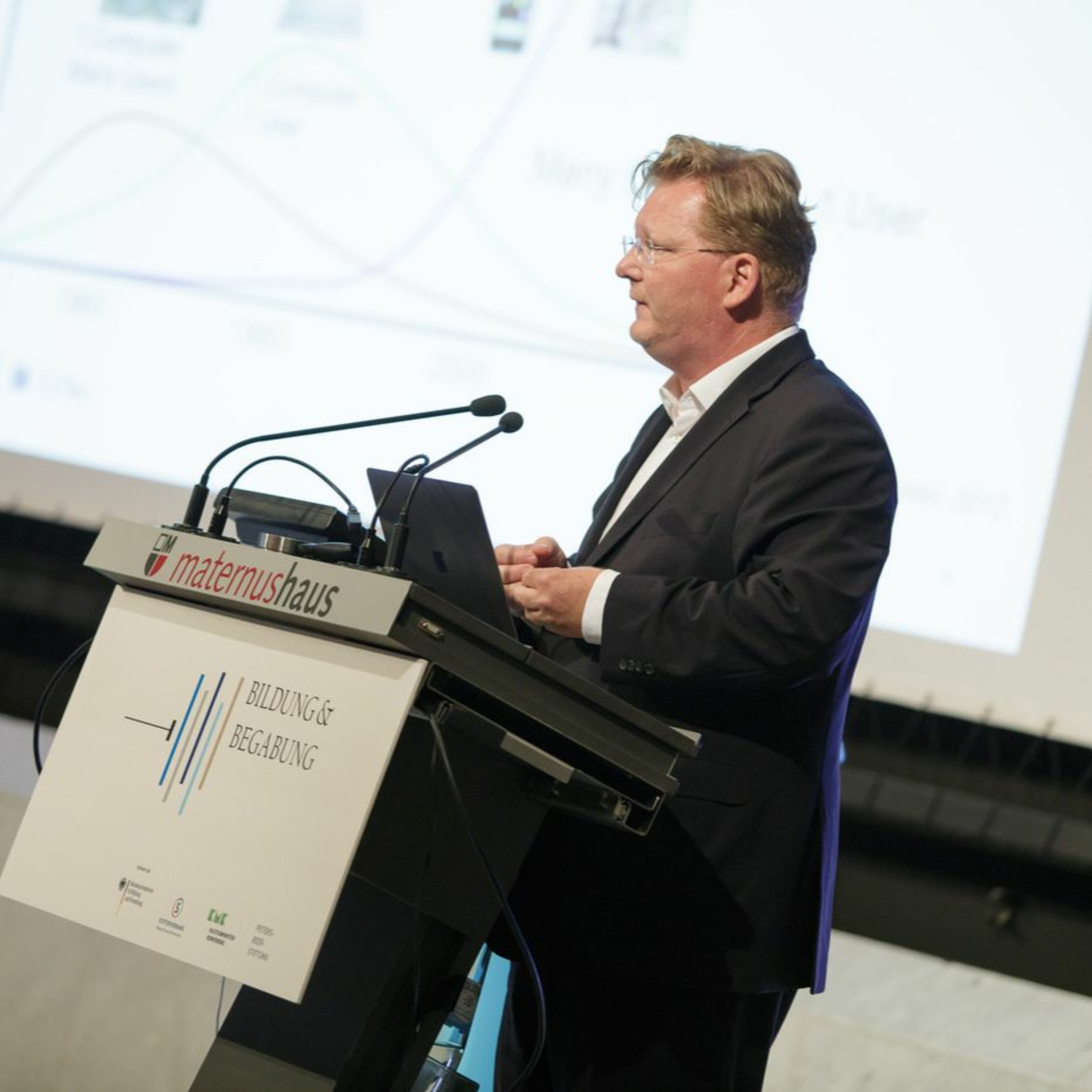 #pb18: Bildung 4.0. Unterwegs im persönlichen Bildungscockpit (Prof. Dr. Christoph Igel)