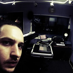 Live Session @ R3 Studios