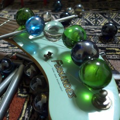 Scrap synthesis  -   Co-star of guitar and  Glass beads