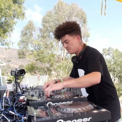 Billy Kenny live from groove cruise in LA