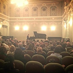 Alexander Julakidze Plays Chopin Etude Op. 10 No 5 Etude (2014 TSC Recitall Hall)