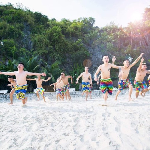 [V.N.F.K Team] - Bad Touch FT Trú Mưa - Công Lặc Remix