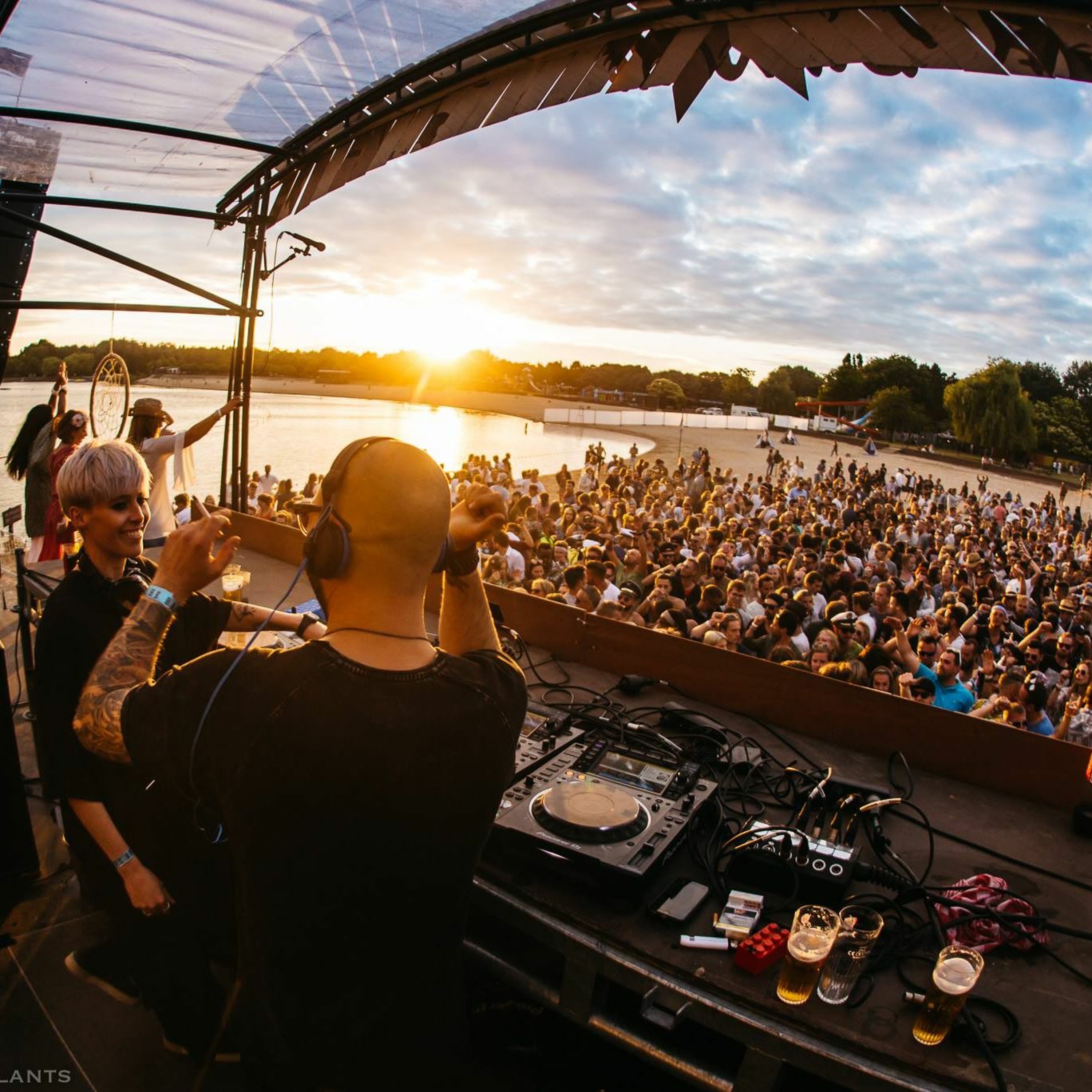 Vision Machine & Natasja @ Thé Dansant Boho Beach episode artwork