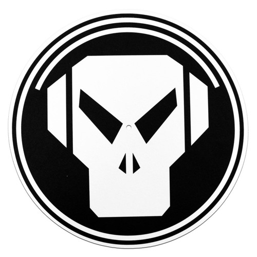 Commix - Be True (Data 3 Bootleg)