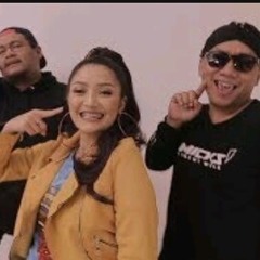 Balasan Lagu Lagi Syantik - Lagi Tampan Mix 2018 - Vanly Bhaly Ft Olink Wilwar[Party Samarinda]