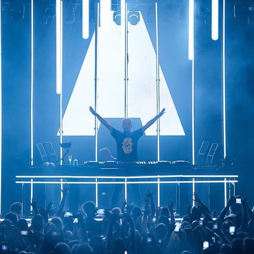 Armin van Buuren & Sunnery James & Ryan Marciano - You Are Too (ASOT 870)