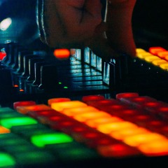 סטטיק ובן אל תבורי - Tudo Bom - (טודו בום ) | (Prod. by Jordi) (igor & shoval remix)  lunchpad cover