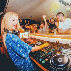 Viviana Casanova LIVE SET - @LES CARPES VIG (SUMMER) 02-06-2018 (Tech House)
