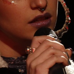 SaRa Zul . - No Suena