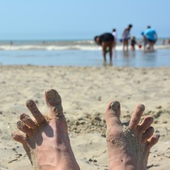Doigts d'pieds en éventail.