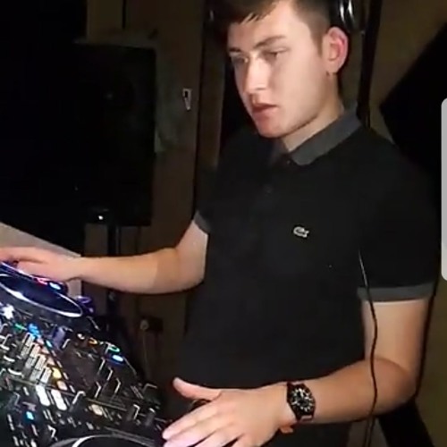 D-Dumpah - Slaps the Back Bumpah
