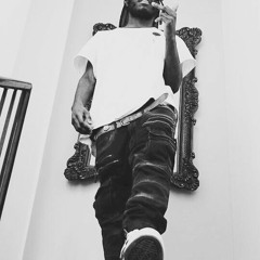 luxury bags (feat. JayGee)