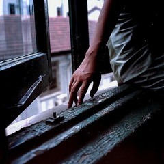 هامش - - صديّقة رحال