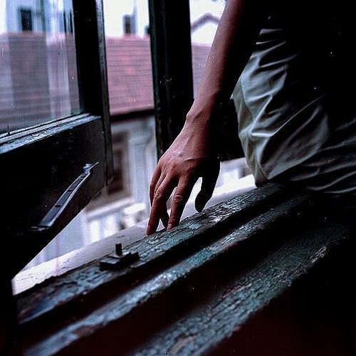 هامش - - صديّقة رحال