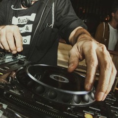 Polee - Marcelo Castelli Classic Progressive Tibute Mix