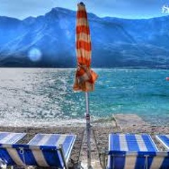 summermood X Nina BROWN X Evan Jordan