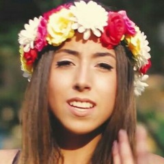 فتاة لبنانية تغني ميجانا قمة في الاحساس Mi gna) covered by Rachelle kiame l).mp3