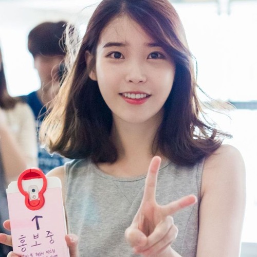 Stream [FULL ALBUM]아이유 (IU) – Palette by 티아최 | Listen