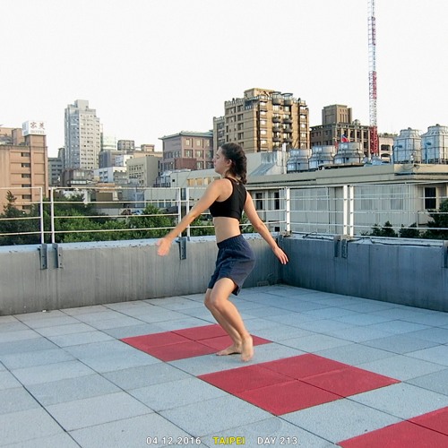 IV80 - Toto Chiavetta - Analog Suite II - Harmony Somewhere [DIGITAL ONLY]