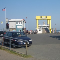 Versuch, eine Fährüberfahrt von Strucklahnungshörn nach Pellworm zu beschreiben