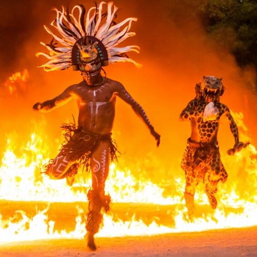 𝐋𝐨𝐨𝐦 - 𝐑𝐢𝐭𝐮𝐚𝐥𝐢𝐬𝐭𝐢𝐜 𝐅𝐥𝐚𝐦𝐞