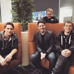 The Cameramen perform Moonlit + Dreams with Peter Goers, ABC Radio (16/07/18)