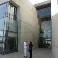 חמישה בניינים | סיור עם איתן קימל בבית הלוחם, באר שבע