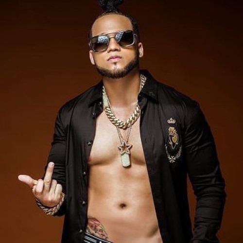 El Alfa - Sientate En Ese Deo